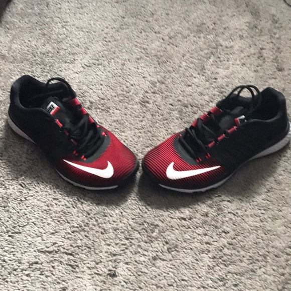 Nike training shoe - Picture 3 of 3